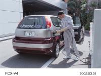 FCX-V4 hydrogen charging scene