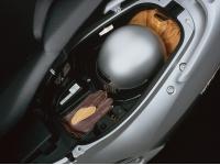 Large-sized luggage box