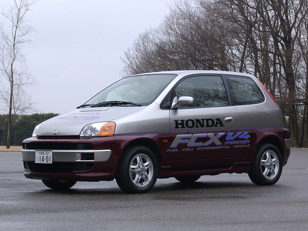 Fuel Cell Vehicle FCX-V4 receives approval from Minister of Land