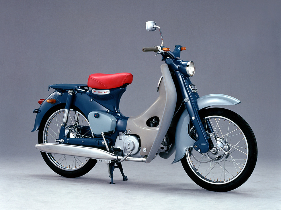 Total Super Cub Production Reaches 35 Million Units | Honda Global 