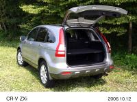 ZXi（Whistler Silver Metallic）Option-Equipped