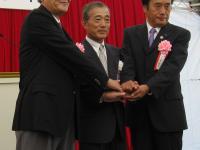 The groundbreaking ceremony. (from left) Mr.Tsukui (Mayor of Yorii-machi), Mr.Fukui (President and CEO of Honda), Mr.Ueda (Governor of Saitama prefecture).