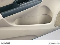 Door Pocket (driver/ passenger side)