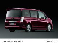 Step WGN Spada Z (FWD) (body color: Deep Bordeaux Pearl)