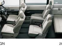 Step WGN 2nd-row 6:4 Tilt-up Seat (factory option) Option-equipped Vehicle