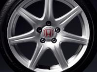 Aluminum Wheel (wheel color: Blade Silver Metallic)