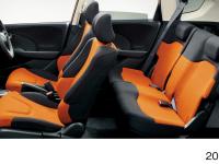 FIT RS interior (interior color: Black/Orange)
