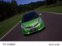 FIT HYBRID (body color: Fresh Lime Metallic) Option-equipped vehicle