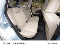 FIT SHUTTLE HYBRID rear seat (beige) manufacturer's optional vehicle