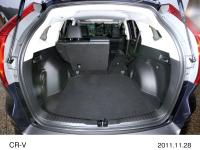 Cargo area (6:4 separated rear seats, one side folded-down)