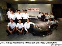 Honda President & CEO Takanobu to, Honda SUPER GT drivers & managers + HSV-010 GT