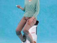 UNI-CUB Operating with a smartphone