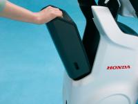 UNI-CUB Uninstalling a battery