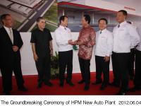 The Groundbreaking Ceremony of HPM New Auto Plant (From left, Mr. Yoshinori Katori, Japan Ambassador / Mr. Deddy Saleh, Director General of Foreign Trade, Ministry of Trade / Mr. Takanobu Ito, President and CEO of Honda Motor Co., Ltd. / Mr. Budi Darmadi, Directorate General of Indonesian Industry / Mr. Hiroshi Kobayashi, Chief Operating Officer Regional Operations (Asia & Oceania) of  Honda Motor Co., Ltd. / Mr. Tomoki Uchida, President Director of P.T. Honda Prospect Motor)