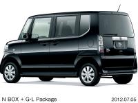 N BOX + G･L Package (body color: Crystal Black Pearl)