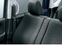 N BOX + the impact-mitigating headrest front seat