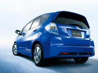 FIT EV driving image