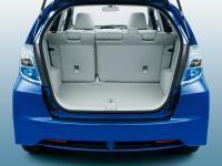 FIT EV luggage space （seating for 5)