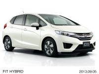 HYBRID・F Package (body color: Premium White Pearl) option-equipped vehicle