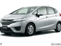 13G (body color: Alabaster Silver Metallic)