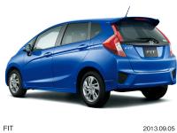 13G・S Package (body color: Brilliant Sporty Blue Metallic)