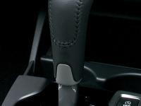 RS exclusive leather-wrapped CVT select lever