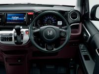 Leather-wrapped steering wheel (leather × Piano Black)