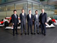 (from left) Yasuhisa Arai, Jenson Button, Kevin Magnussen, Fernando Alonso, Ron Dennis