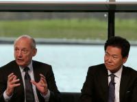 (from left) Ron Dennis, Yasuhisa Arai