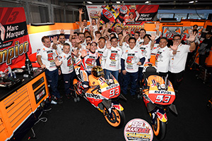 Marc Marquez and Takahiro Hachigo, Honda CEO celebrate their title