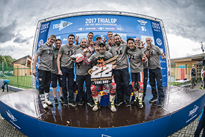 Toni Bou and the team (Czech Republic GP)