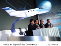 (from left)Mr. Michimasa Fujino, CEO of Honda Aircraft Company, Mr. Takahiro Hachigo, Honda Motor Co., Ltd. President & CEO, Mr. Toshiaki Ujiie, Marubeni Corporation CEO of Transportation & Industrial Machinery Group, Mr. Gentaro Toya, President & CEO of Marubeni Aerospace