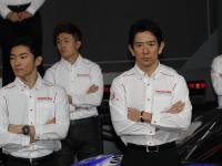 (Front)Daisuke Nakajima, Hideki Muto (Back)Tadasuke Makino