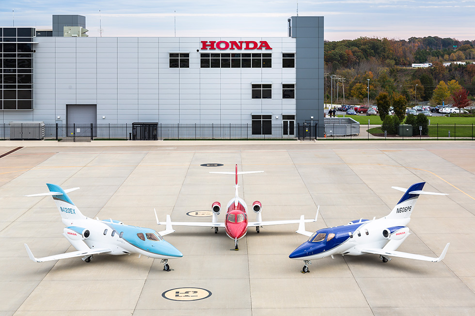 HondaJet Elite(Left), HondaJet(Center), HondaJet APMG(Right)