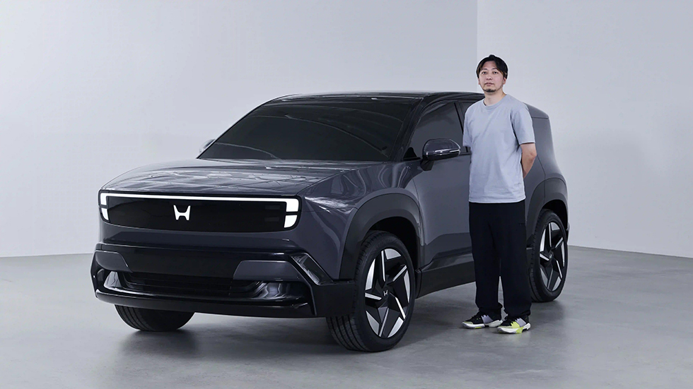 Honda 0 α Prototype: Aiming for Minimal and Refined Aesthetic