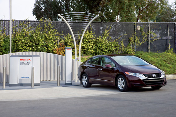 Honda FCX Clarity with Home Energy Station IV