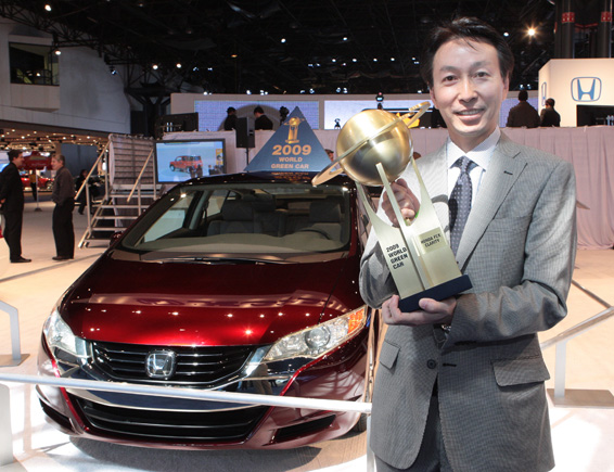Honda FCX Clarity Wins 2009 World Green Car Award