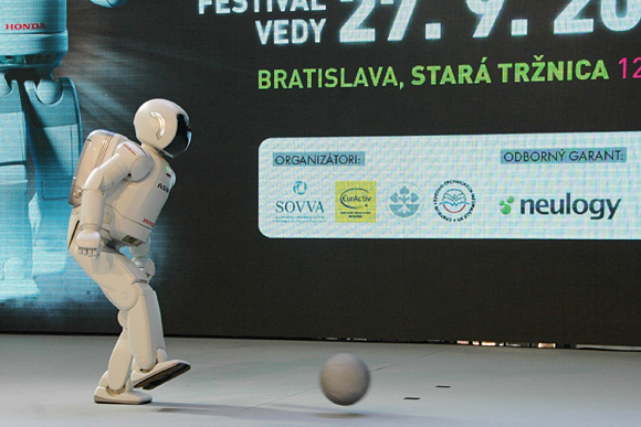 ASIMO attends Bratislava's European Researchers' Night held in the City's Old Market Hall