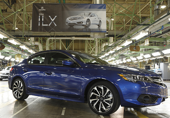 2016 Acura ILX begins production