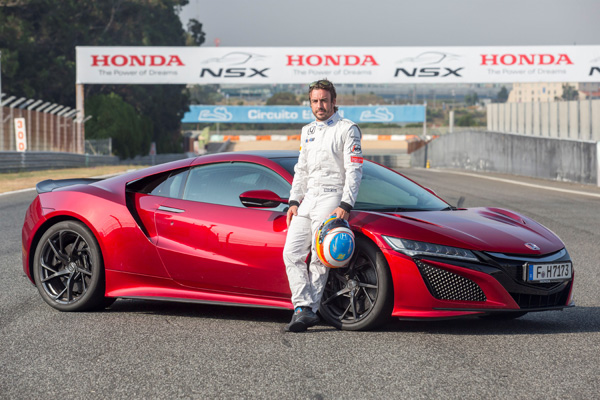 Star of McLaren Honda Formula 1 team Fernando Alonso took a break from racing to take the wheel of Honda’s new NSX hybrid sports car.