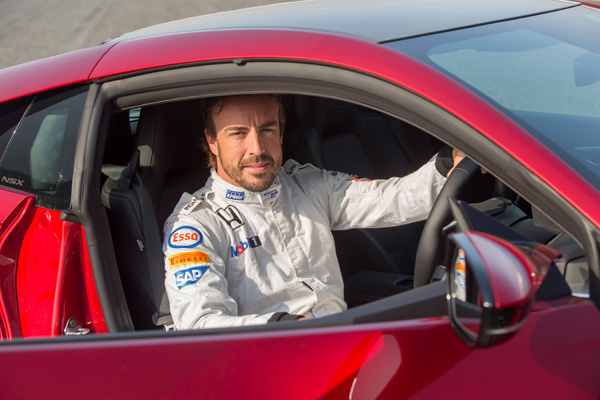 Star of McLaren Honda Formula 1 team Fernando Alonso took a break from racing to take the wheel of Honda’s new NSX hybrid sports car.