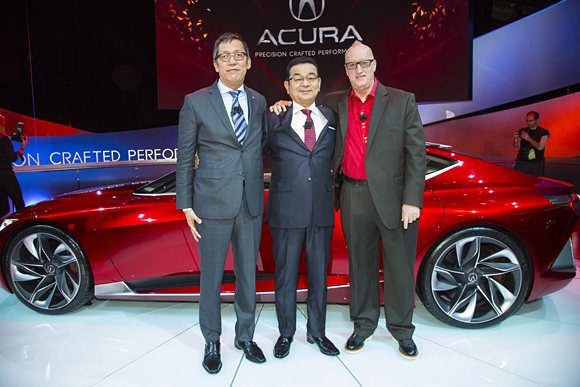 From left to right, Jon Ikeda, Vice President and General Manager, Acura Division, Takahiro Hachigo, President and CEO of Honda Motor Co., Ltd. and Dave Marek, Acura Global Creative Director