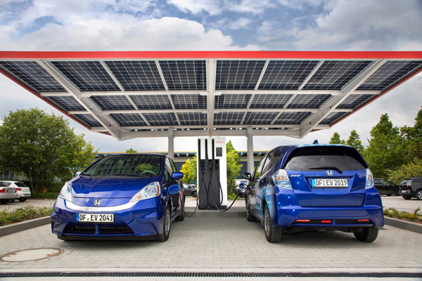 Europe's most advanced public electric vehicle charging station opened at Honda R&D Europe