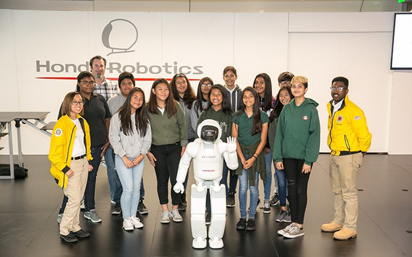 ASIMO Inspires Students to Become Tech Innovators | Honda Global ...