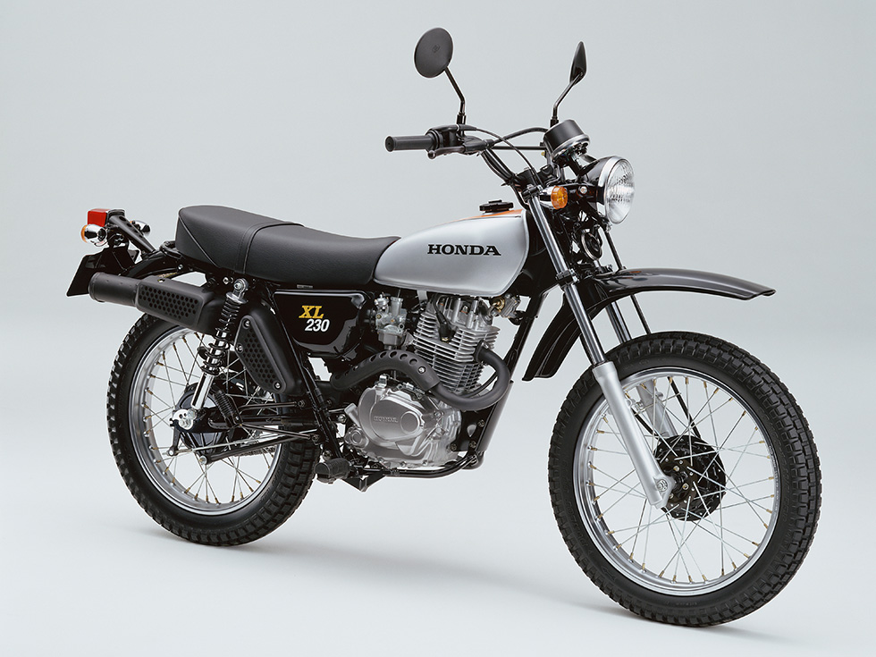 Honda Releases the XL230-A Sports Bike with a Vintage Look