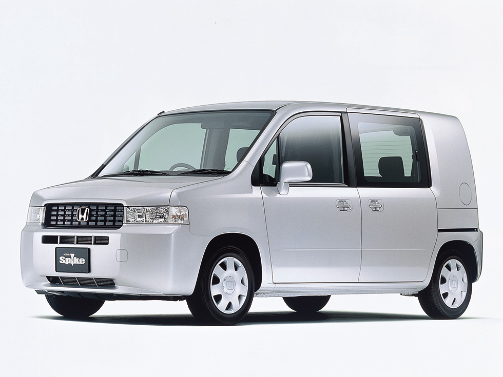 The all-new Honda Step WGN is a brilliantly boxy Japanese minivan