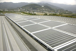 <Thin film solar cell panels on roof of Hosoe Plant>