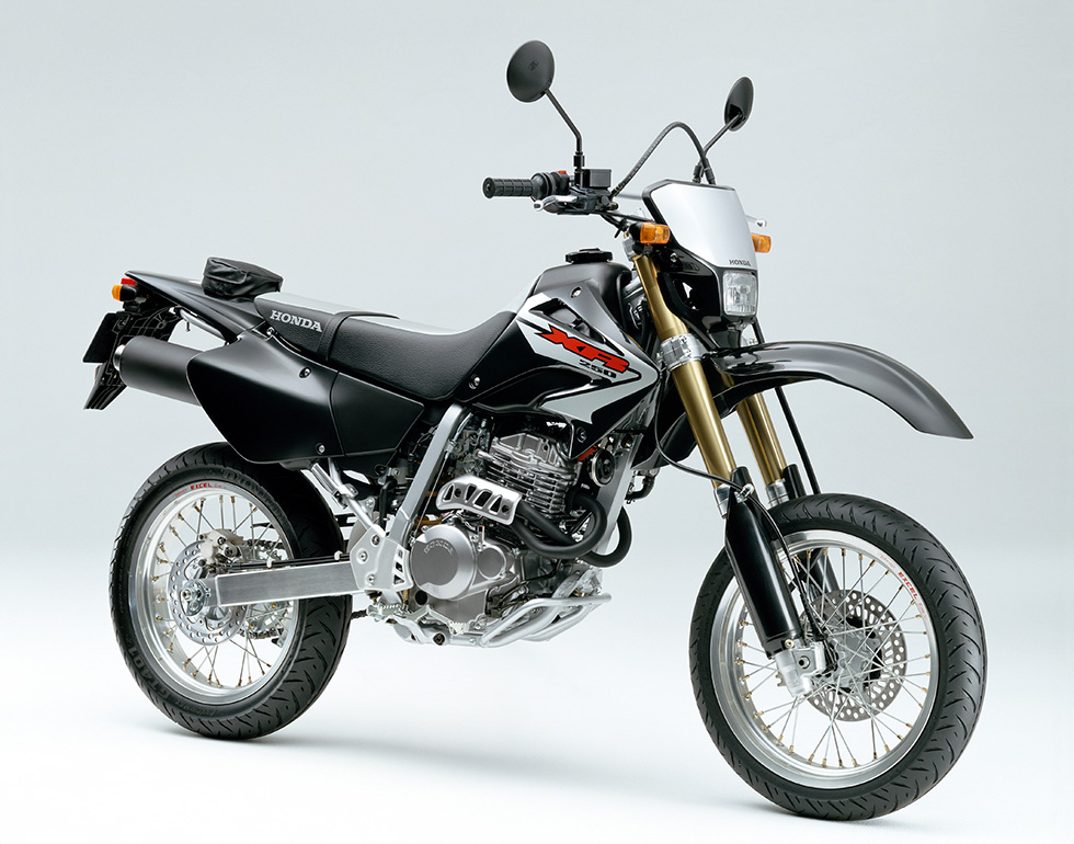 Honda Launches the New XR250 Motard Sport Bike