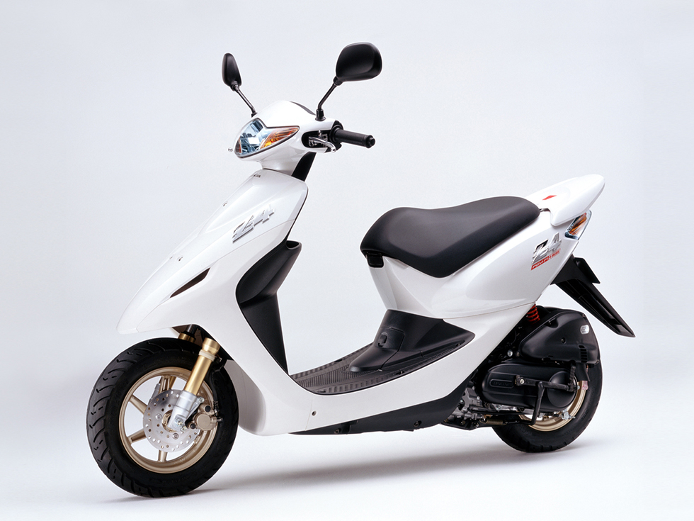 Honda Announces a Full Model Change for the Sporty Smart Dio Z4 50cc Scooter- Featuring the world's first electronic fuel injection system for a production 4-stroke 50cc engine -