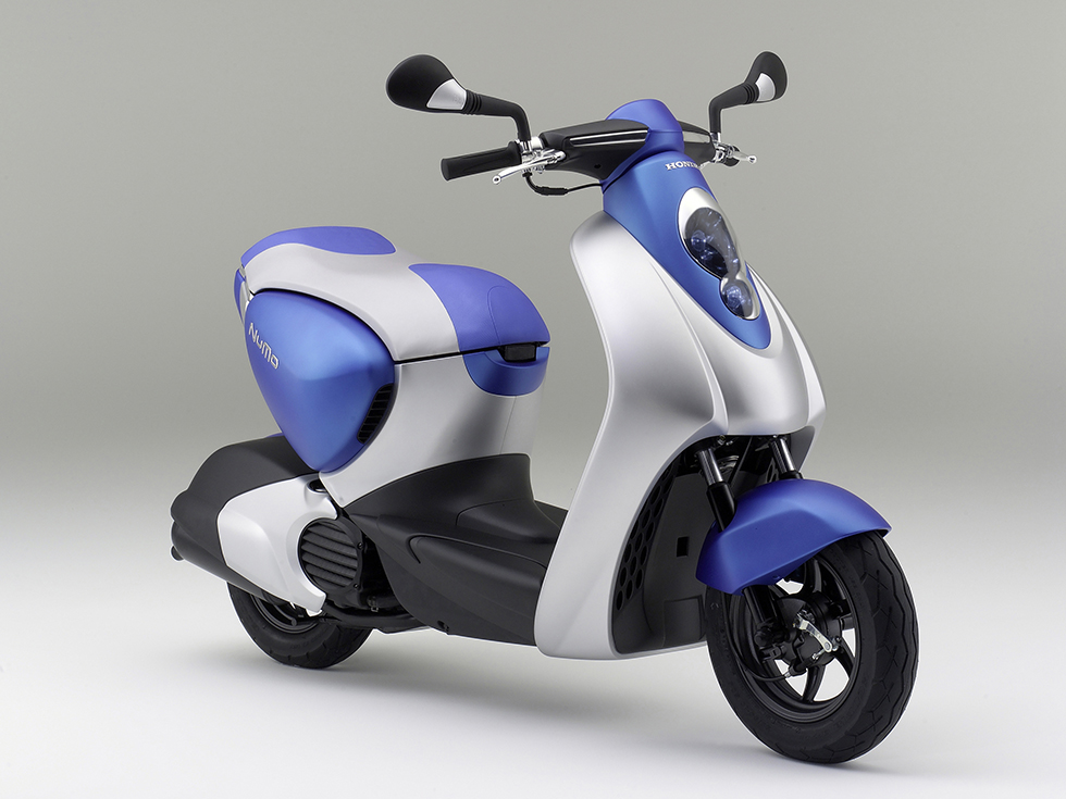 Honda Develops Hybrid Scooter Prototype